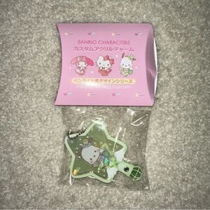 ✨ BNIB Sanrio Pochacco Star Acrylic Keychain